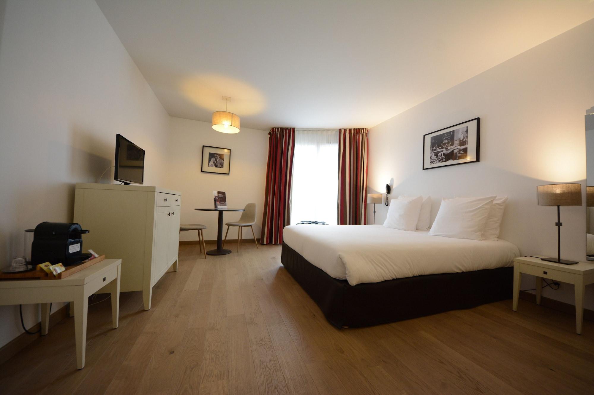 Hotel Cerise Chatou Exterior photo